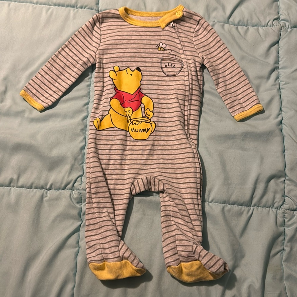 Disney Winnie the Pooh Sleep N' Play 0-3 months